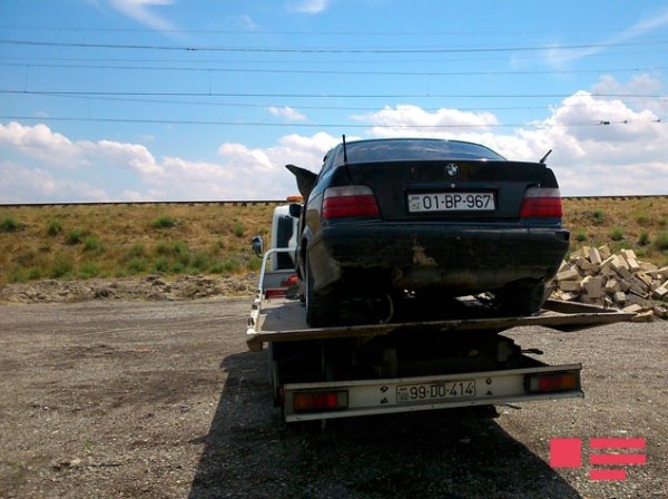 Sabirabadda avtomobil kanala aşıb, bir ailənin 4 üzvü xəsarət alıb