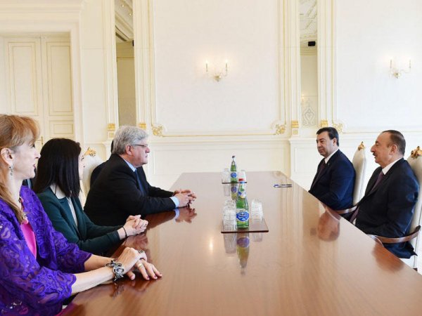 Prezident İlham Əliyev AŞ PA Monitorinq Komitəsinin həmməruzəçilərini qəbul edib