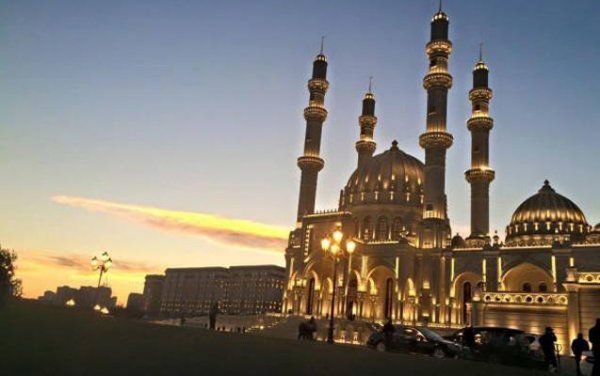 Ramazan ayının onuncu gününün duası - İmsak və iftar vaxtı
