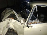 Maşın işıqlandırma sisteminə çırpıldı: bir yaralı