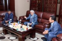 Rövnəq Abdullayev milli komandanın üzvləri ilə görüşüb