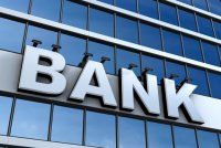Banklar vətəndaşları məhkəməyə sürükləyir