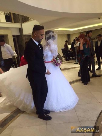 Teleaparıcı Azərin toyundan ilk FOTOlar Teleaparıcı Azərin toyundan ilk FOTOlar