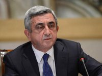 Sarkisyan aprel döyüşlərinə görə Müdafiə Nazirliyini dağıdır