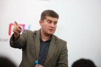 “Yaxın Şərqin taleyi ilə bağlı qəti söz demək çətindir”