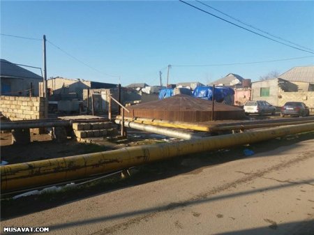  Bakıda altı da, üstü də təhlükə mənbəyi olan evlər... - REPORTAJ, FOTOLAR