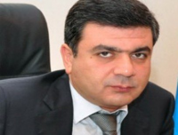 “Azəriqaz”ın Suraxanı şefi Qaraçuxura işgəncə verir: “Əkbər müəllim, donuruq…”