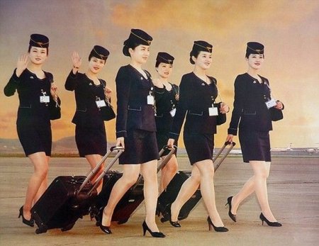 Diktatorun gözəl qızlar “həmləsi”: Dünya mat qaldı - FOTOLAR