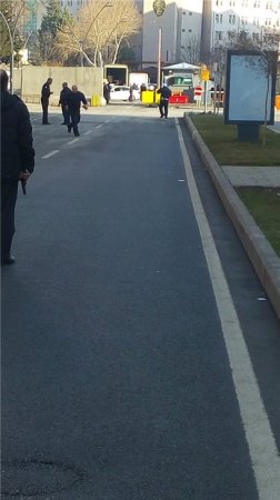  Türkiyədə növbəti terror - polis idarəsinə silahlı hücum olub, ölən var - YENİLƏNİB (FOTO - VİDEO)