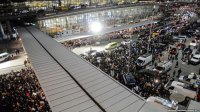 İranlılar Ağ Evin immiqrasiya qadağasına etiraz edirlər
