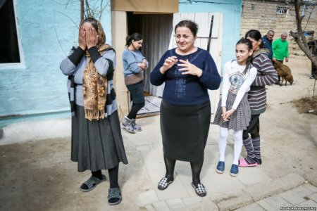 «Yaltaqlara dur» deyən gənc həbsdən çıxdı