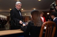 Sərksiyan seçki məntəqəsində gülünc vəziyyətə düşdü - Foto