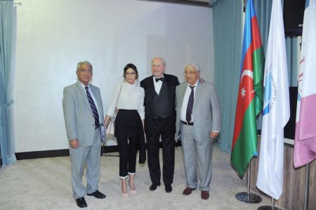 Birinci vitse-prezident Mehriban Əliyeva Milli Aviasiya Akademiyası və ADA Universitetinin Respublika Günü münasibətilə birgə tədbirində iştirak edib - FOTO