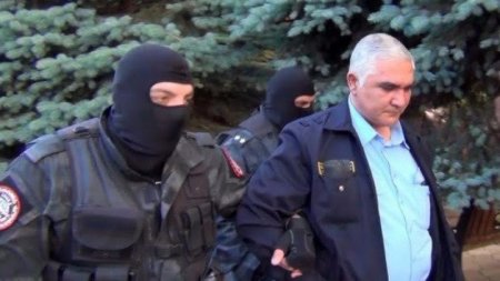 Ermənistan gömrüyündə tuthatutdur - FOTOLAR