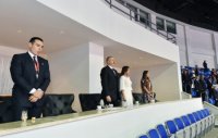 Prezident ailəsi ilə yarışları izlədi - Fotolar