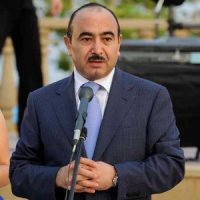 Əli Həsənovun siyasi portireti