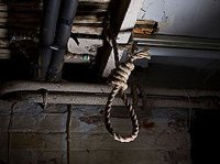 78 yaşlı kişi özünü tövlədə asdı - Ağdaşda İNTİHAR