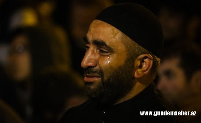 Şəkillərdə: Fatimeyi Zəhra məscidində 3-cü Qədr gecəsi