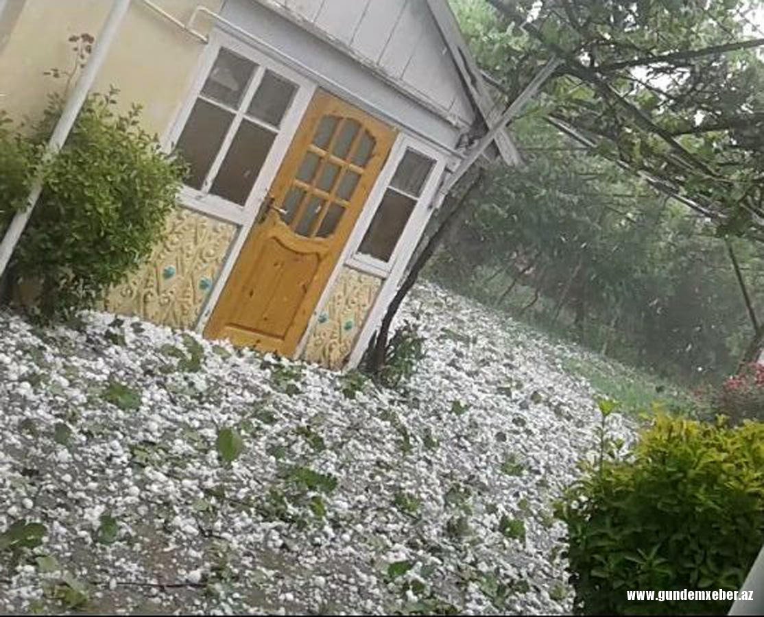 Tovuzda dolunun FƏSADLARI - 1120 ha sahəyə ziyan dəydi, 2834 evi su basdı - FOTO