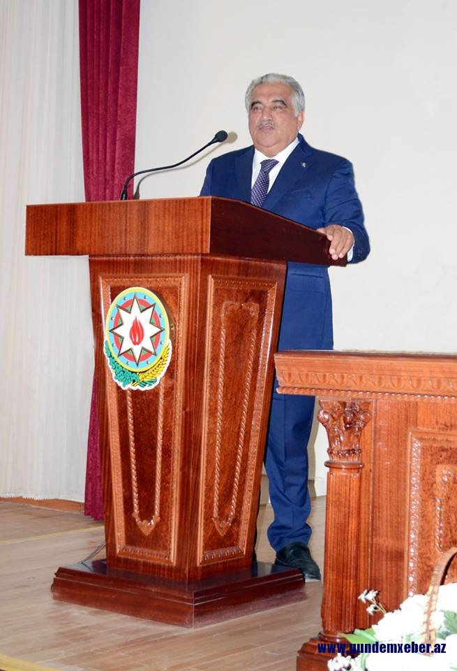 DAŞKƏSƏNDƏ 23 İYUN DÖVLƏT QULLUQÇULARININ PEŞƏ BAYRAMI GÜNÜ QEYD EDİLİB
