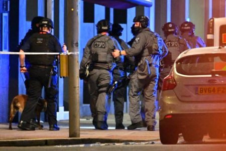 Londonda bir gecədə 3 terror: ölənlər var - VİDEO - FOTO