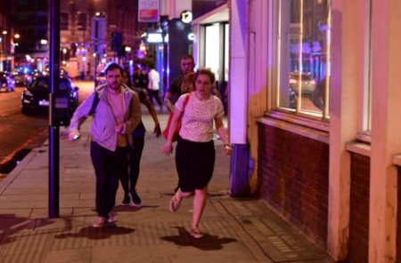 Londonda bir gecədə 3 terror: ölənlər var - VİDEO - FOTO