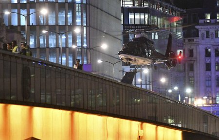 Londonda bir gecədə 3 terror: ölənlər var - VİDEO - FOTO