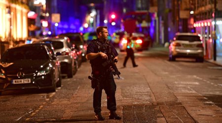 Londonda bir gecədə 3 terror: ölənlər var - VİDEO - FOTO
