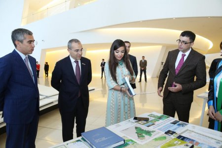 Heydər Əliyev Fondunun vitse-prezidenti Leyla Əliyeva "SABAH-ın məzunu" mərasimində iştirak edib - FOTO