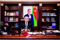 İcra başçısı Heydər Əliyev mərkəzini müəllimlərin puluna tikir