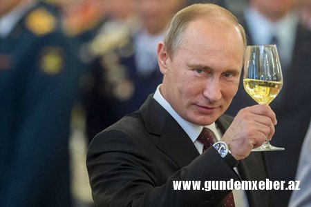 Avtomobildəki qadın Putinin sevgilisidir? - ŞOK İDDİA