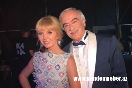 Məşhur rus müğənni Polad Bülbüloğlu ilə rəqs etdi