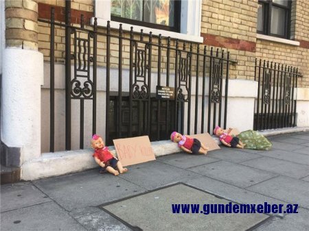 Ermənistanın Londondakı səfirliyi qarşısında etiraz aksiyası keçirilib - FOTOLAR