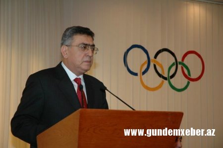 Çingiz Hüseynzadə Ramil Quliyevə cavab verdi