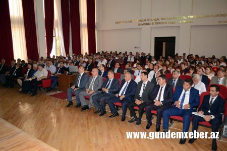 DAŞKƏSƏNDƏ TORPAQLARIN ELEKTRON KADASTR UÇOTU İNFORMASİYA SİSTEMİNİN YARADILMASI İLƏ BAĞLI MÜŞAVİRƏ KEÇİRİLİB