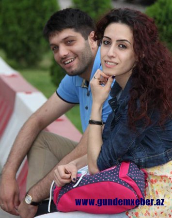 Evləri “redaksiya” olan cütlük – Ailə 