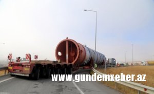 Azərbaycana gətirilən bu yük yolda ilişdi