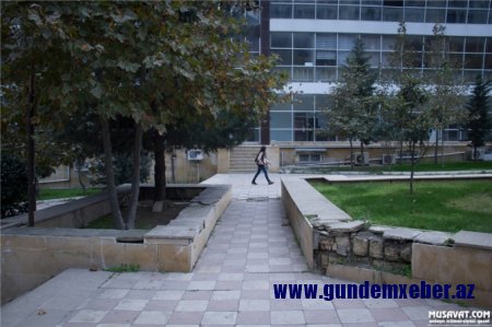 Xaləddin İsgəndərov "Heydər Əliyev parkı"nı hissə-hissə satır (FOTOLAR)