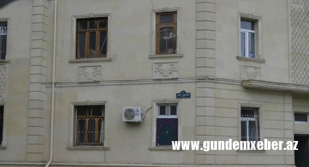 İcra Hakimiyyətinin qapısını pəncərəyə çevirdiyi binadan — FOTOREPORTAJ