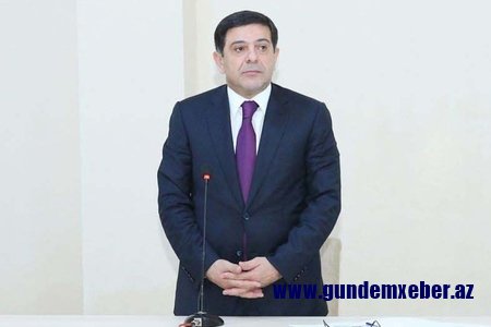 Binəqədinin icra başçısı Xaləddin İsgəndərov rayon prokuroru ilə qarşı-qarşıya gəldi