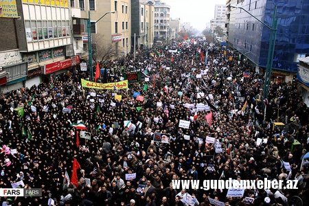 Etirazlar göstərir ki, İran ikiqat dalandadır -Qərb mediası