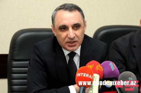 Kamran Əliyev:”Korrupsiyaya görə 53 vəzifəli şəxs intizam məsuliyyətinə cəlb edilib”