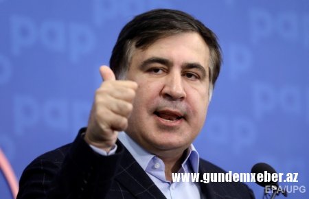 Əməliyyatçılar Saakaşvilini saçlarından sürüdülər – VİDEO