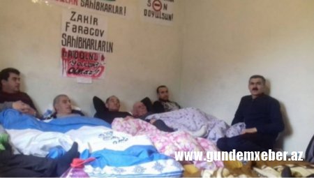 Oktay Gülalıyev aclıq aksiyası keçirən iş adamları ilə görüşdü - FOTO