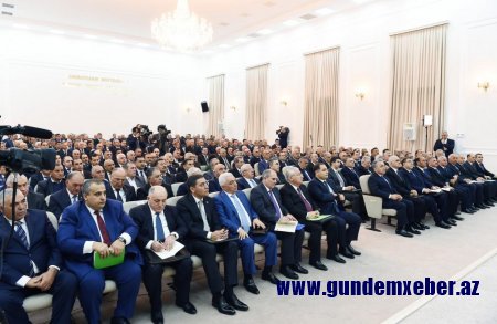 Prezidentin sədrliyi ilə respublika müşavirəsi keçirilir - Foto