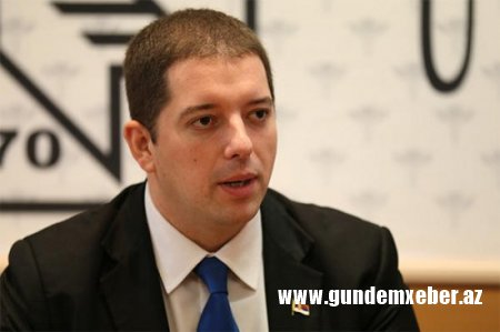 Avropada gərginlik: diplomat həbs edildi, 32 nəfər yaralandı