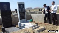 Blogerin müəmmalı intiharından bir ol ötür