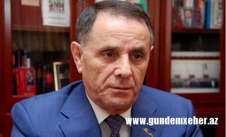 Novruz Məmmədov yeni sənəd imzaladı — Yaşıllıqların monitorinqi yeni qayda ilə aparılacaq