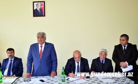 Əhəd Abıyev vətəndaşlarla səyyar qəbulunu davam etdirir