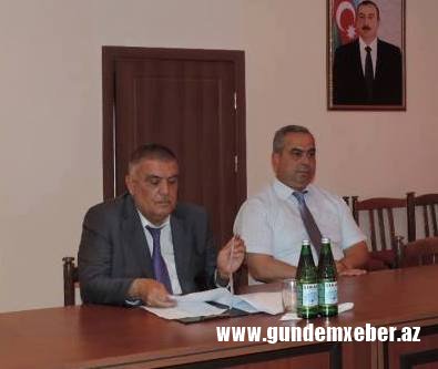 Ağsuda Ənvər Seyidəliyev fəhlələri “inqilaba sürükləyir”-ŞOK OLAY---VİDEOFAKT